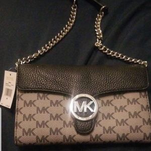 Authentic MK wallet with tags
